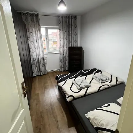 Apartman Aurel Vlaicu Center 4*