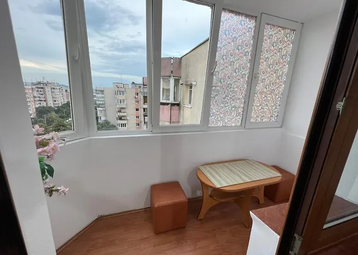 Aurel Vlaicu Center Apartman 4*